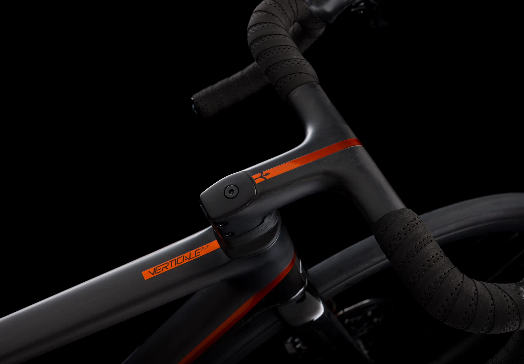 wilierbicicloseup-100