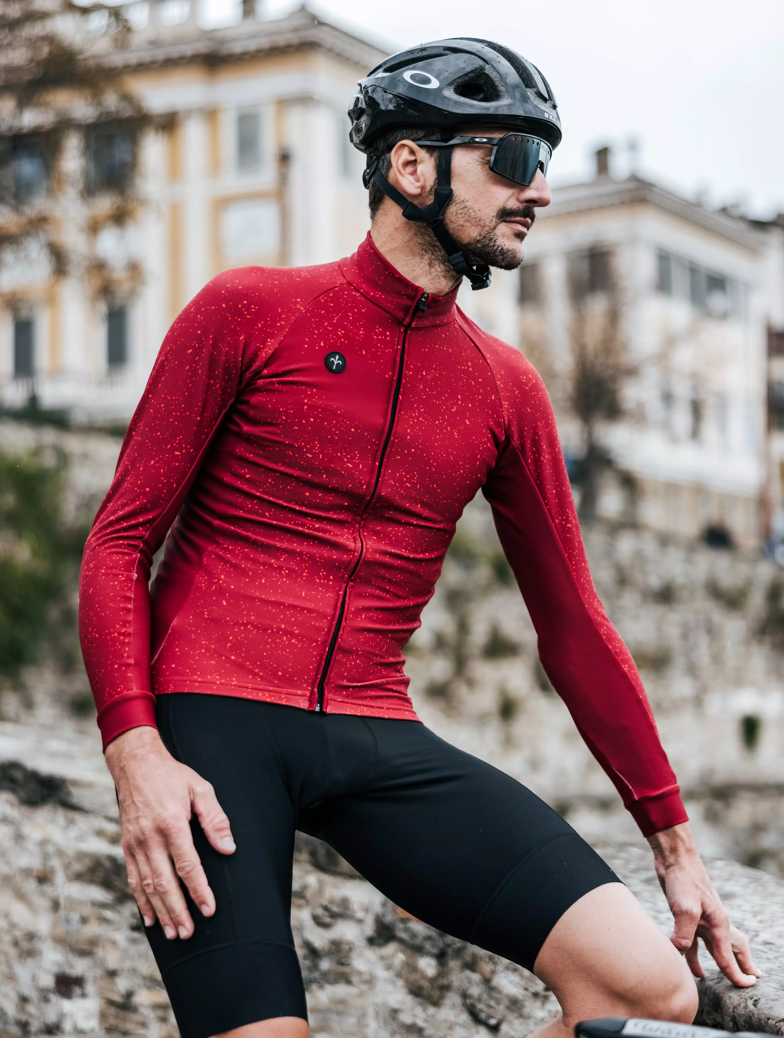 Red store cycling jersey