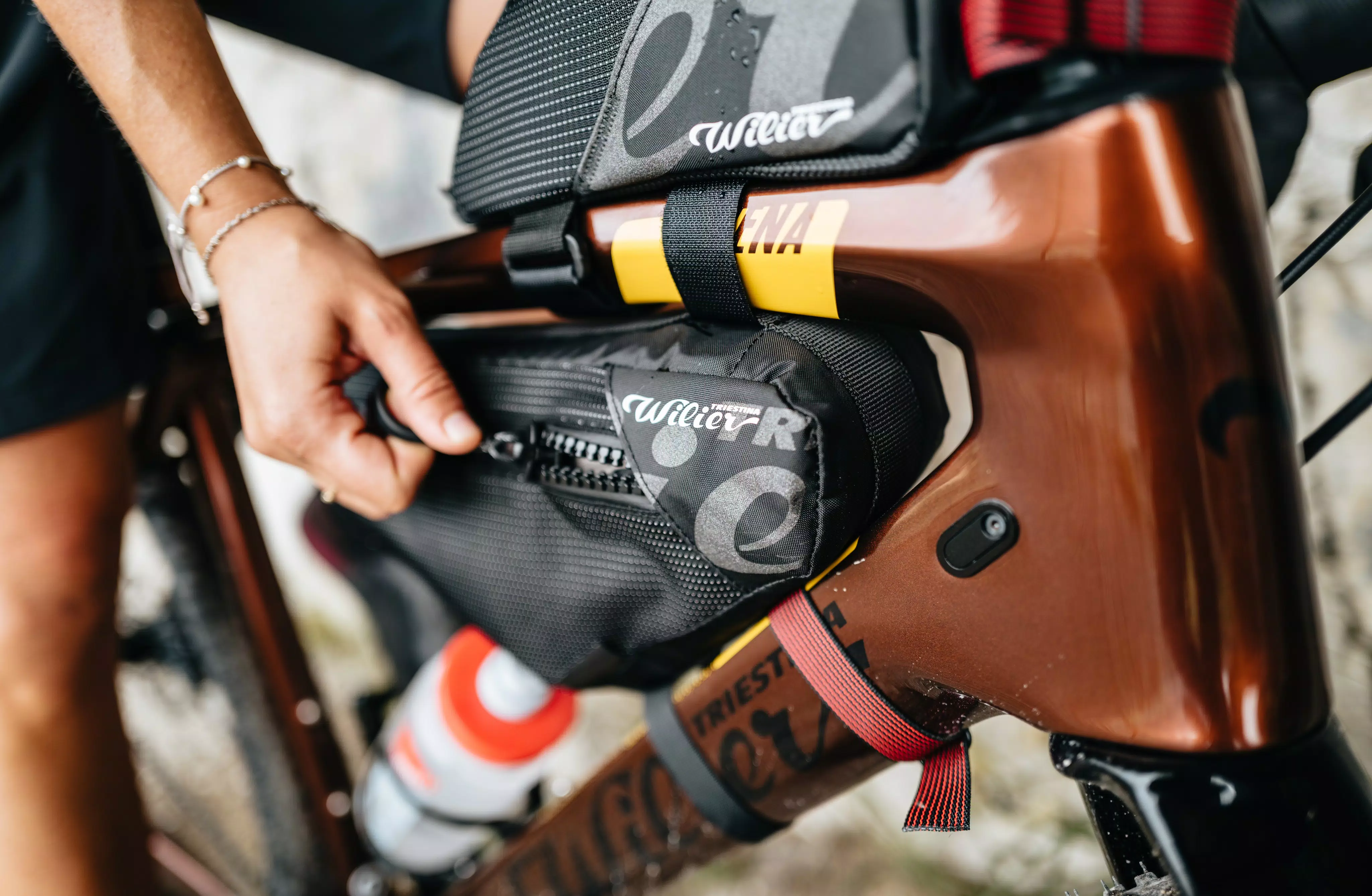 Bolsa de cuadro de bicicleta personalizada. Bolsas de ciclismo